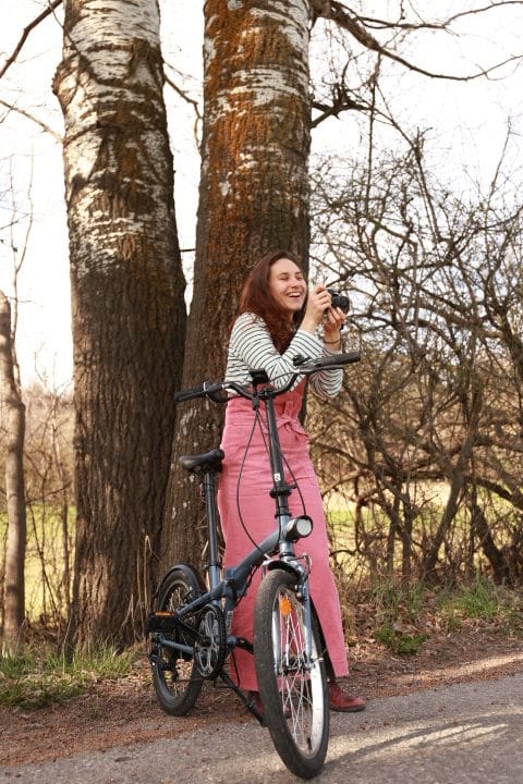 BTWIN Julie qui rit PORTRAIT 2 rotated