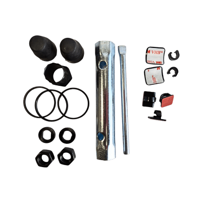 boite à outils annad composée d'un sachet roue + une clé à bougie + 5 supports de câbles collants